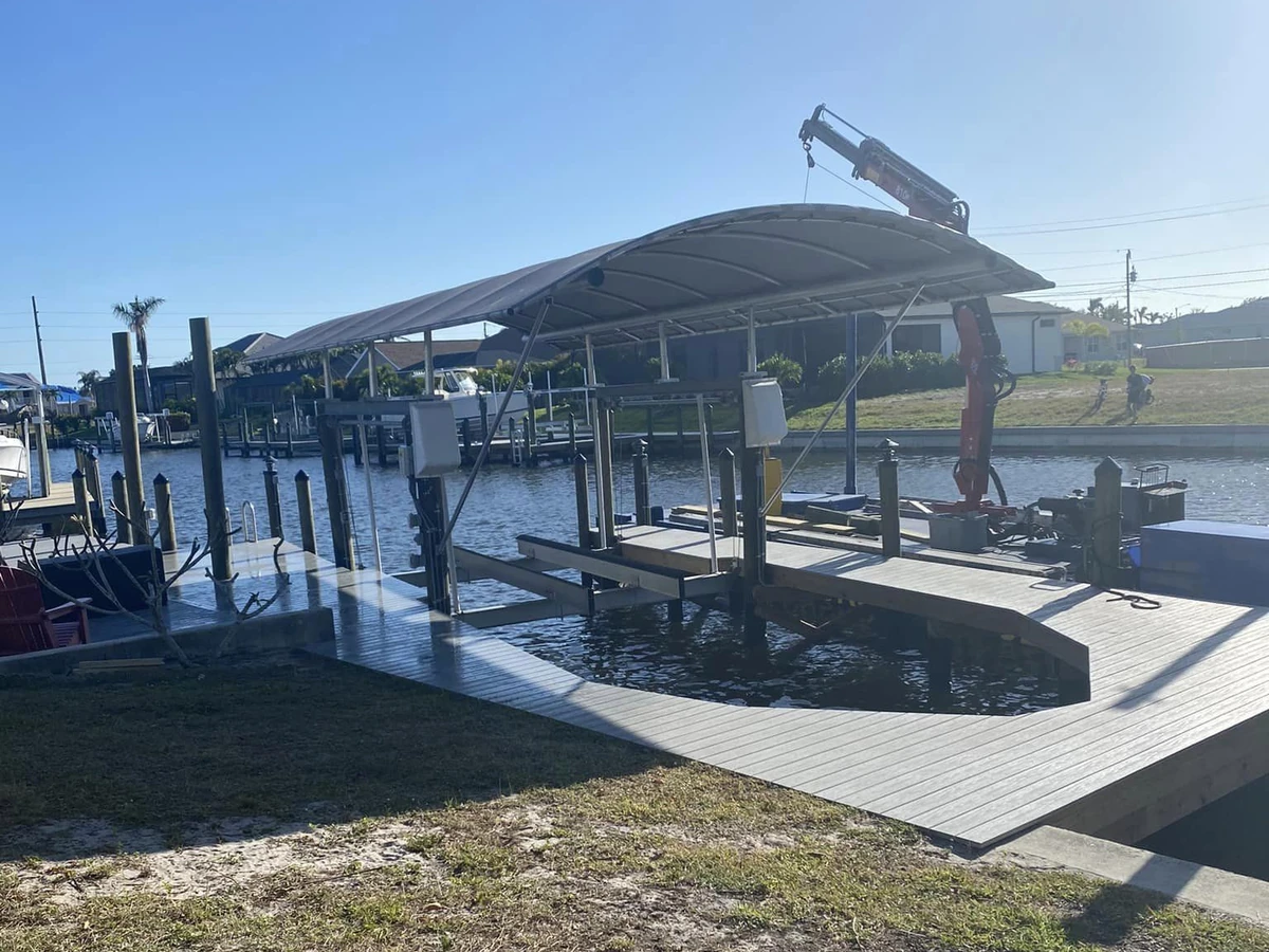 Cape Coral active dock framing | Top Notch Docks Active dock framing and marine construction by Top Notch Docks